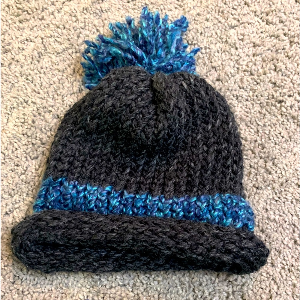 HM-Size OS-Knitted Winter Hat-Dark brown and Teal Blue